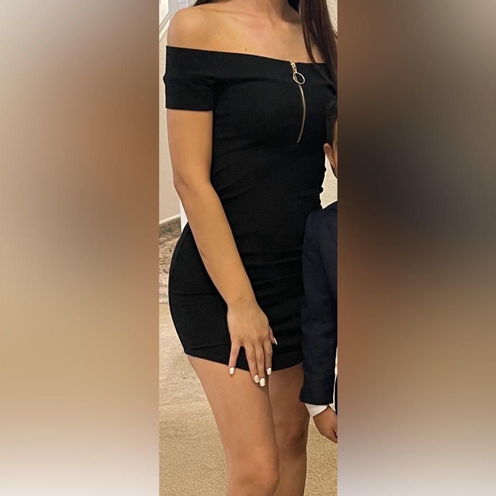 Guess dress XS black with gold zipper